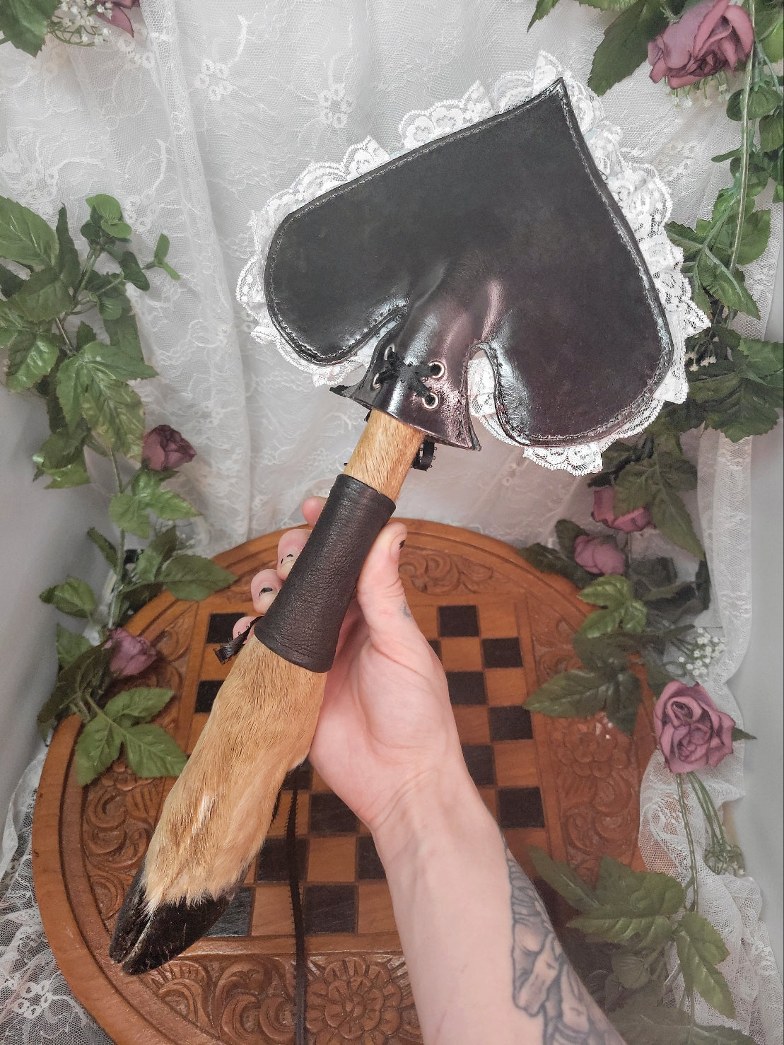 Witch of the Waste Handfan