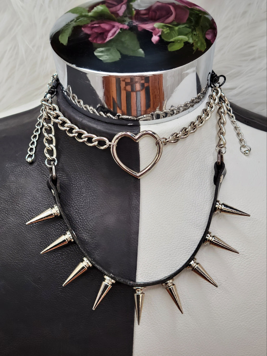 Halosar Trap Necklace