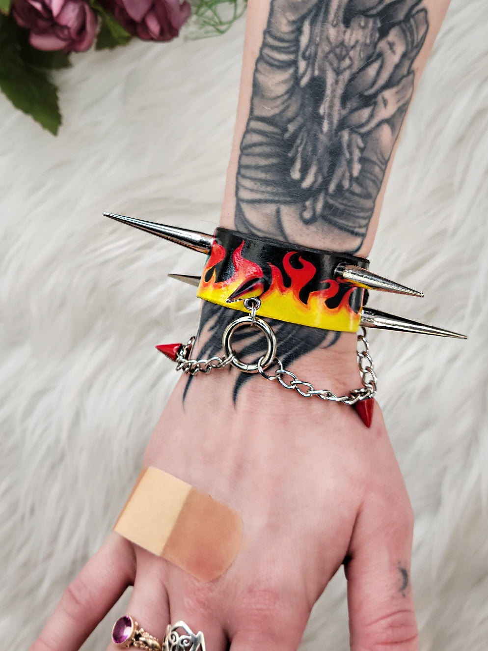 Bracelet Spike and Flames with Skulls