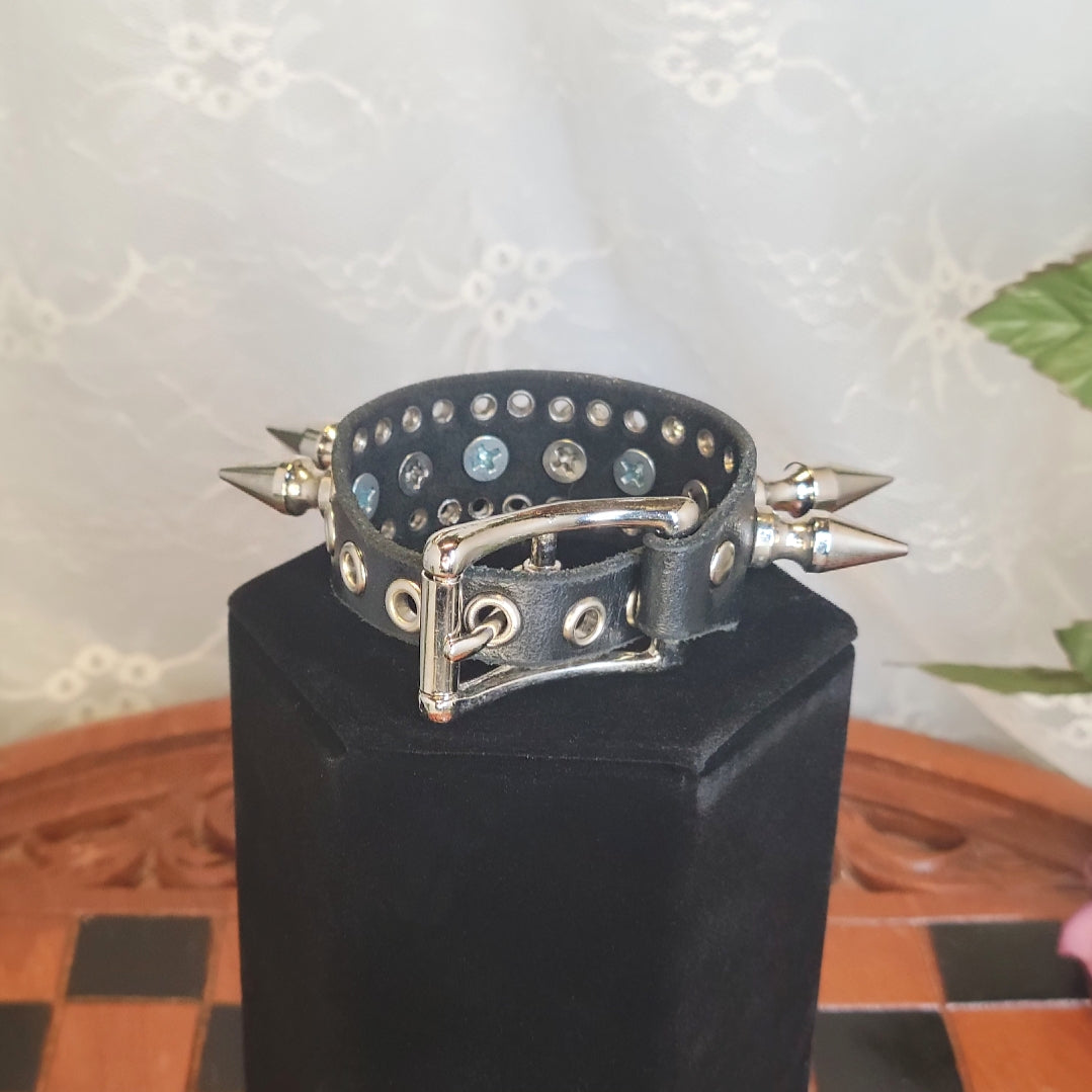 Heartmoor Cuff