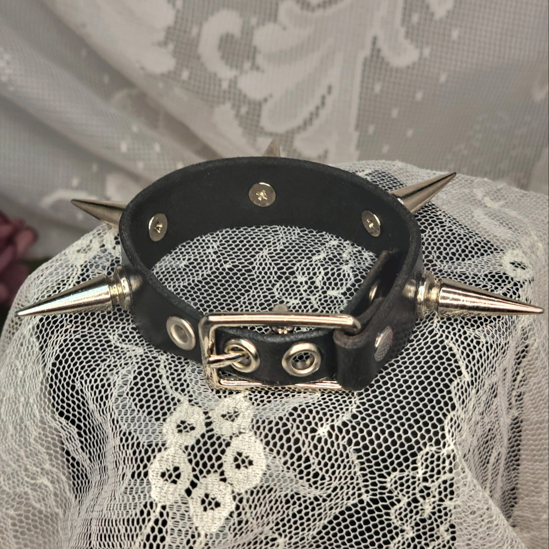 Simple Spiked Cuff